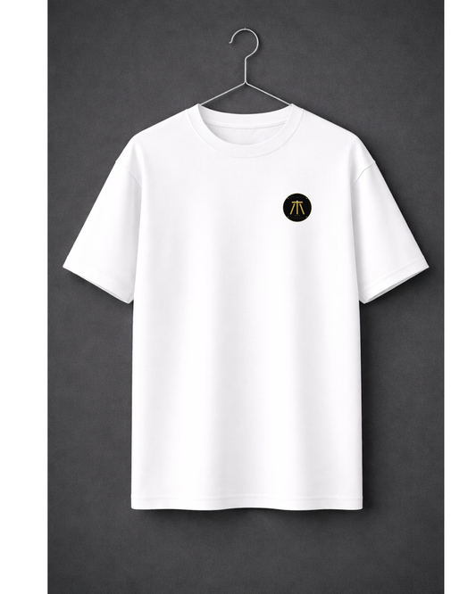 Wolf Moon Japanese T-Shirt – Howling Wolf Anime Streetwear Tee | Nature Samurai Aesthetic Graphic | Unisex Oversized T-Shirt